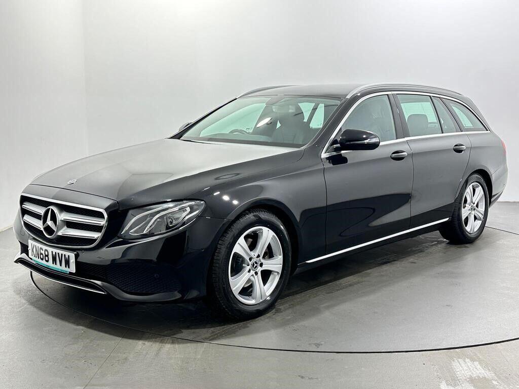 Used Mercedes-Benz E Class for sale - 77807610: Photo 4