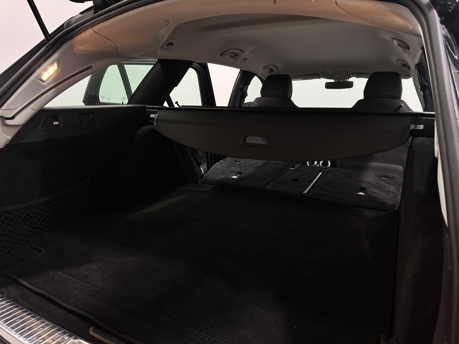 Used Mercedes-Benz E Class for sale - 77807610: Photo 46