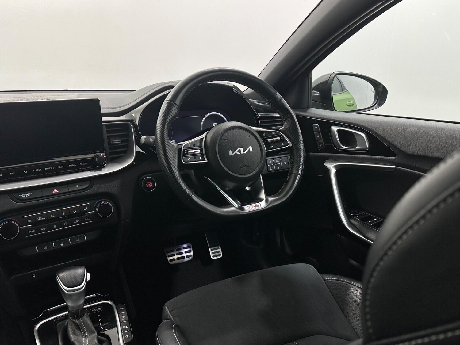 Used Kia XCeed for sale - 77484368: Photo 12