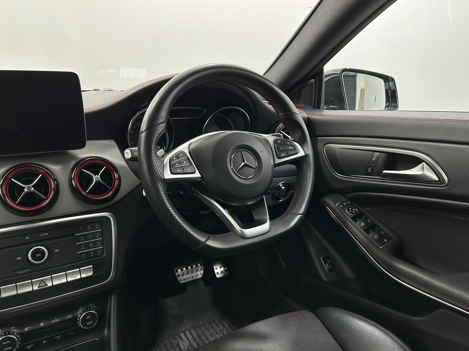 Used Mercedes-Benz CLA for sale - 78128057: Photo 11