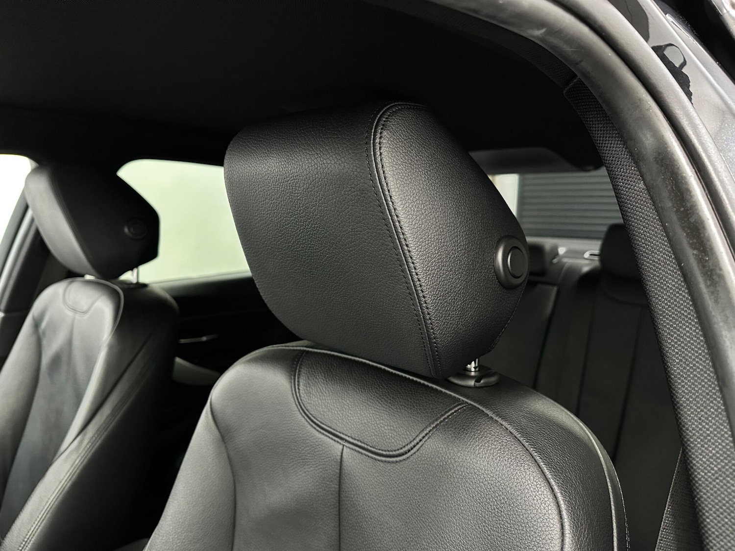 Used BMW 3 Series 2014 for sale - 77908417: Photo 36