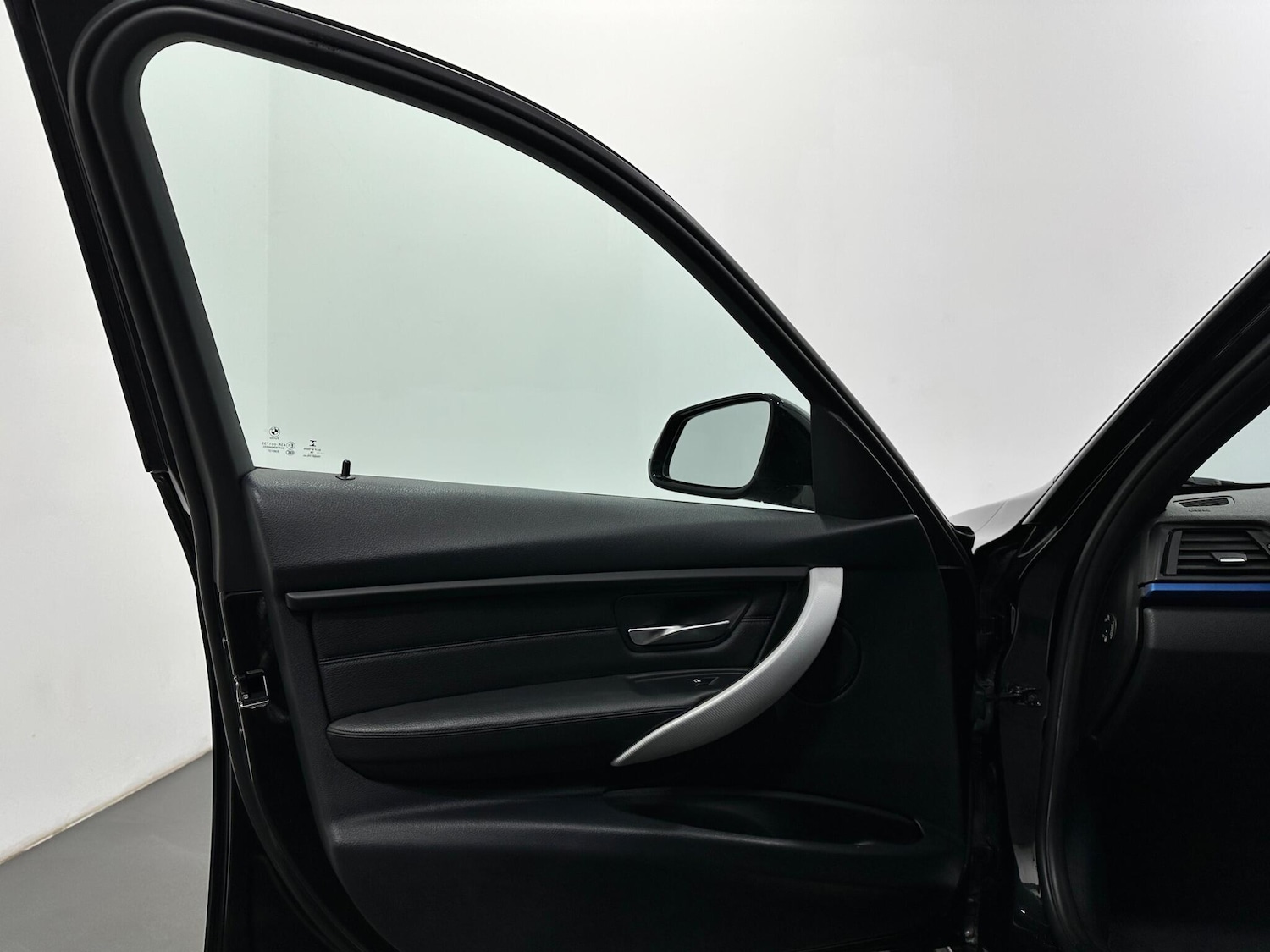 Used BMW 3 Series 2014 for sale - 77908417: Photo 37