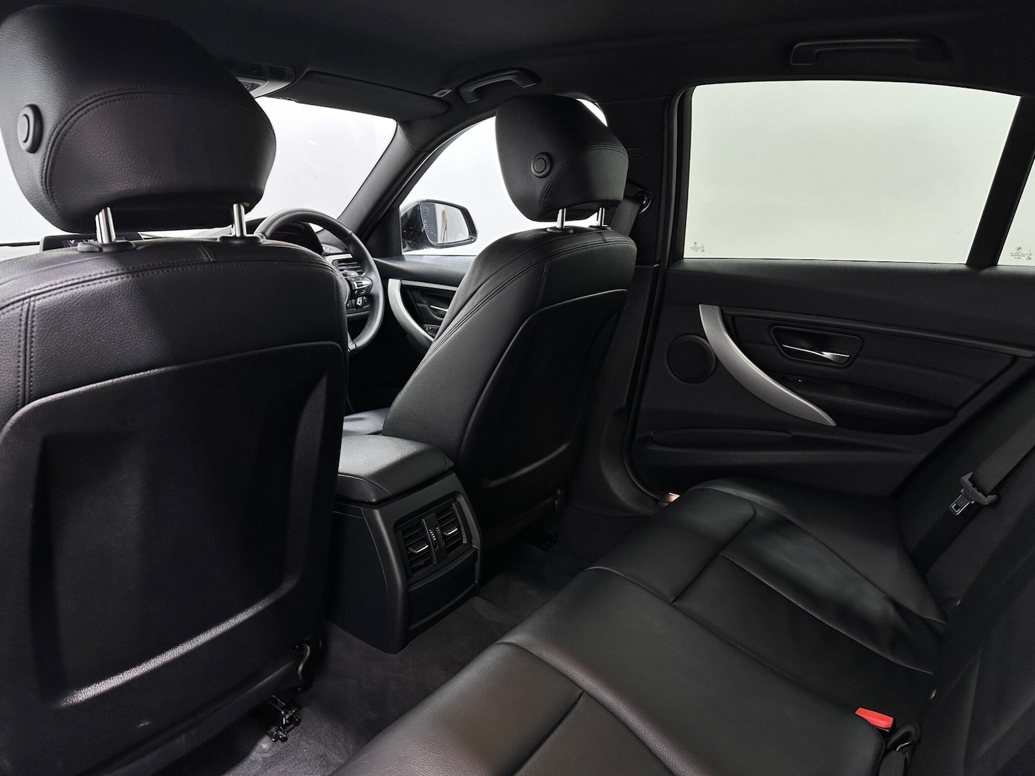 Used BMW 3 Series 2014 for sale - 77908417: Photo 38