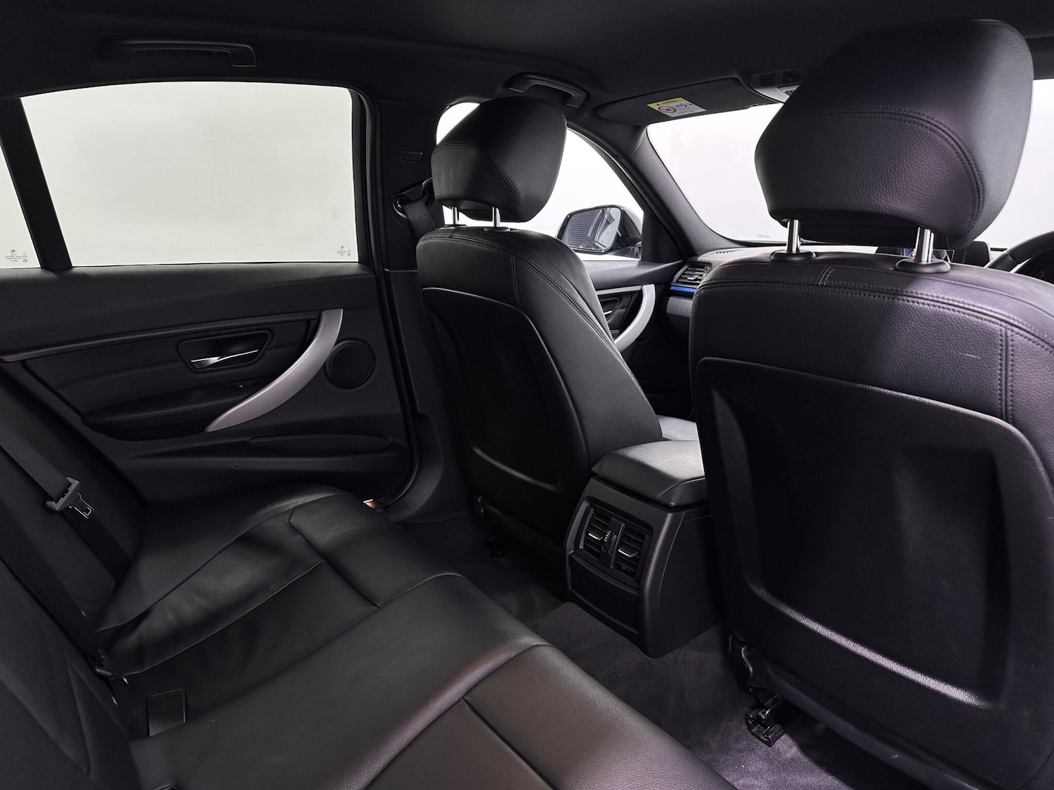 Used BMW 3 Series 2014 for sale - 77908417: Photo 41