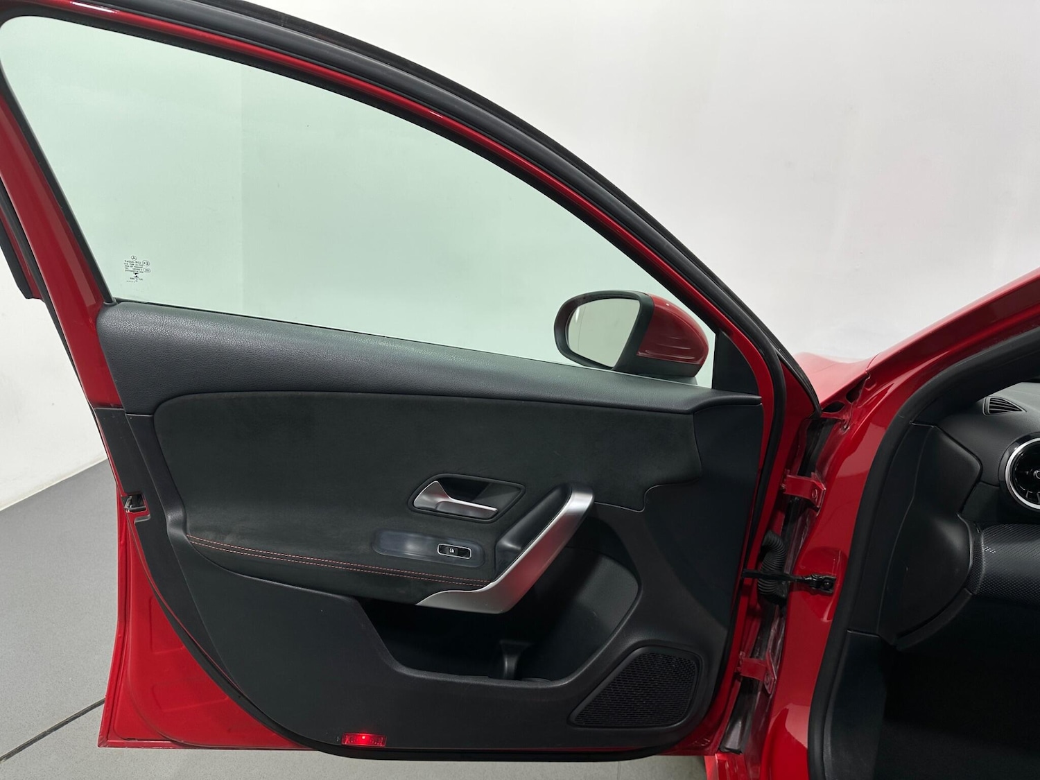 Used Mercedes-Benz A-Class 2019 for sale - 76878590: Photo 35