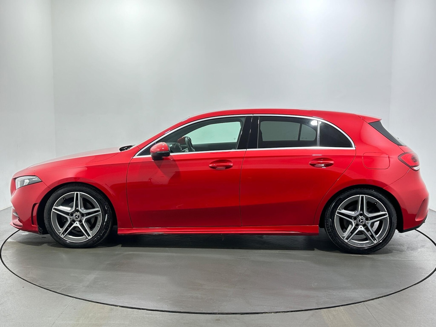 Used Mercedes-Benz A-Class 2019 for sale - 76878590: Photo 5