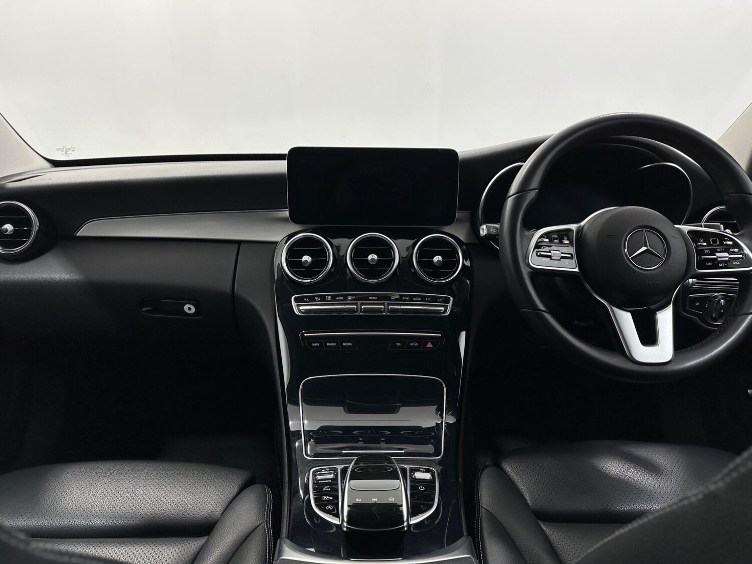 Used Mercedes-Benz C Class 2018 for sale - 77524461: Photo 21