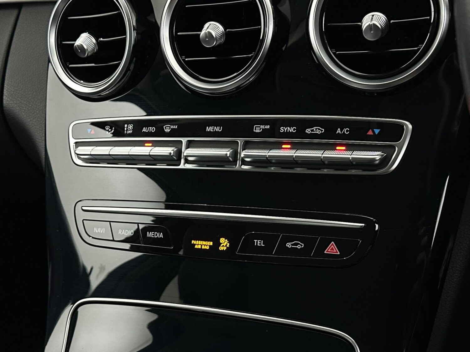 Used Mercedes-Benz C Class 2018 for sale - 77524461: Photo 23