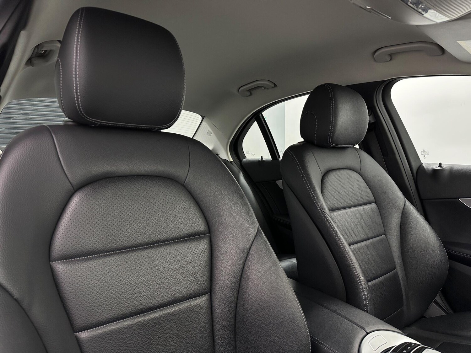 Used Mercedes-Benz C Class 2018 for sale - 77524461: Photo 35