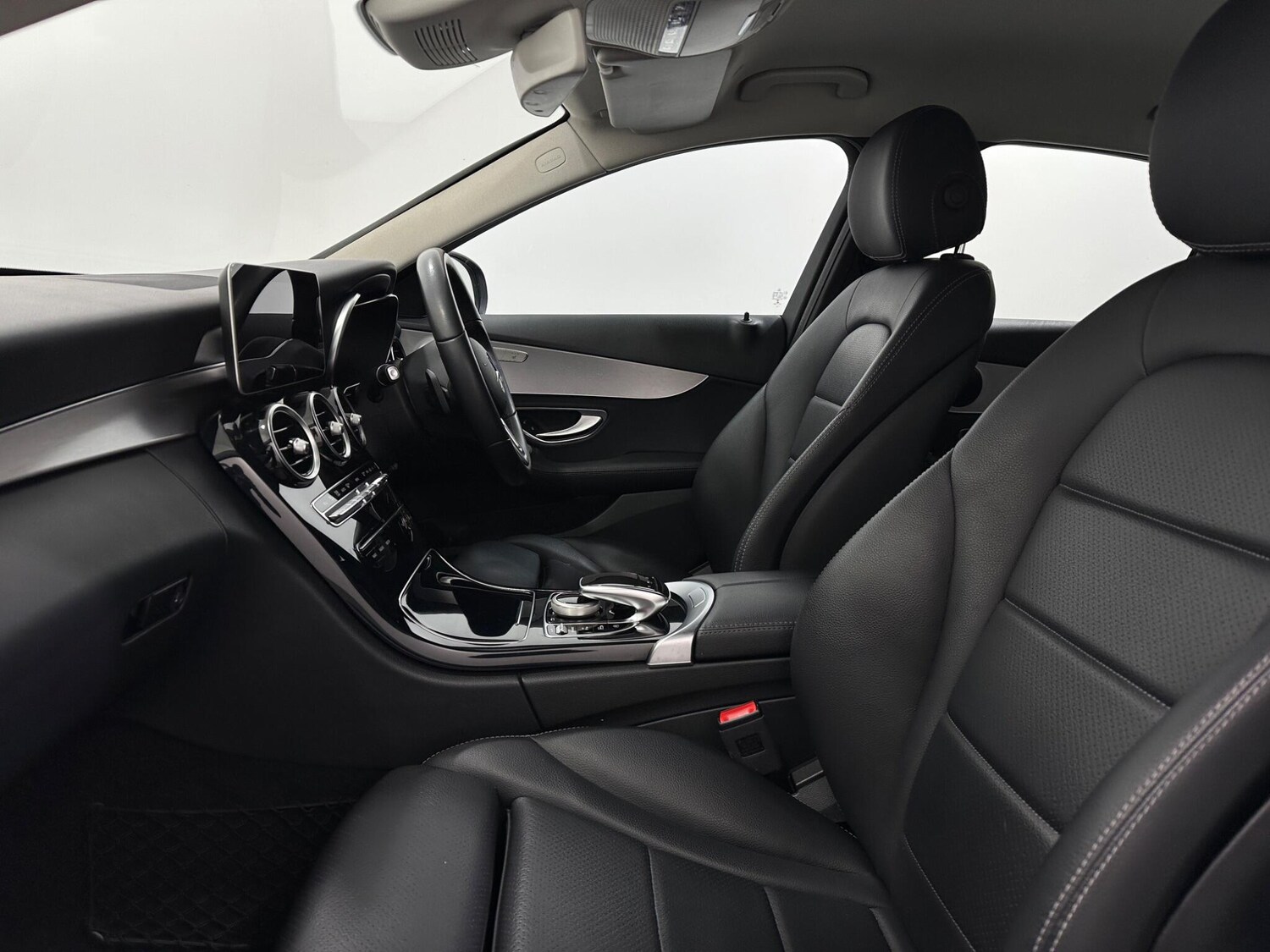 Used Mercedes-Benz C Class 2018 for sale - 77524461: Photo 37