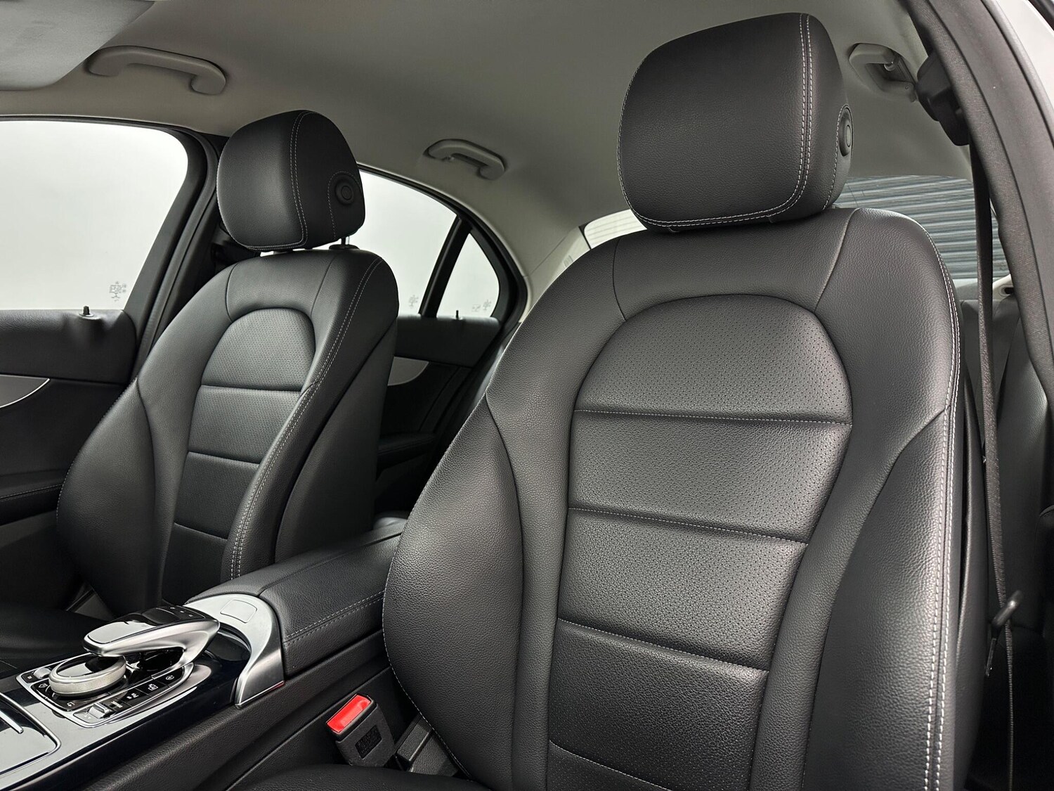 Used Mercedes-Benz C Class 2018 for sale - 77524461: Photo 38