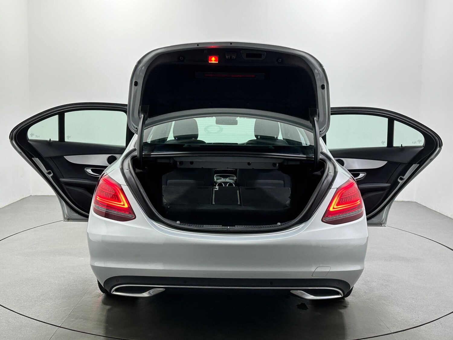 Used Mercedes-Benz C Class 2018 for sale - 77524461: Photo 46