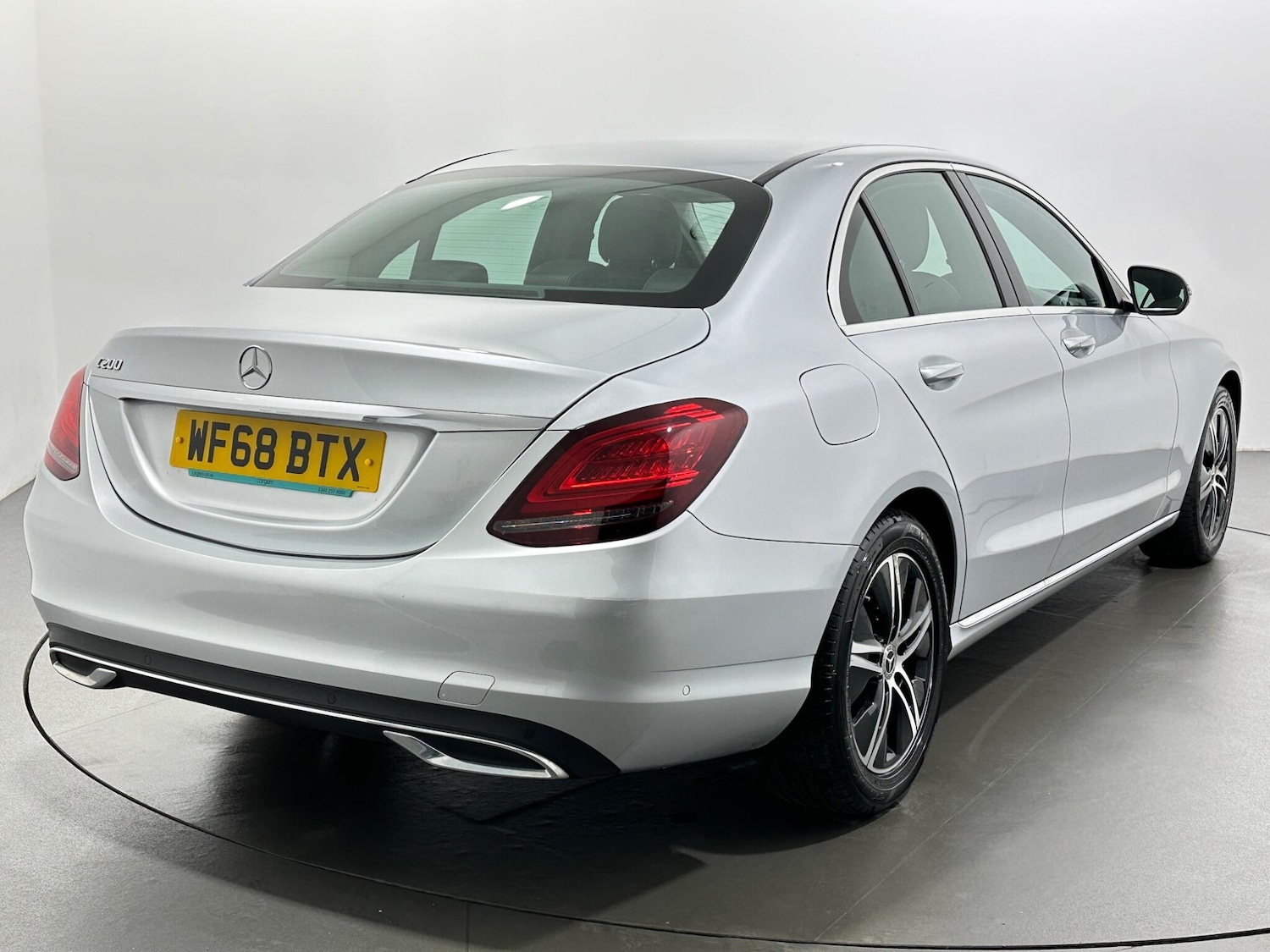 Used Mercedes-Benz C Class 2018 for sale - 77524461: Photo 8