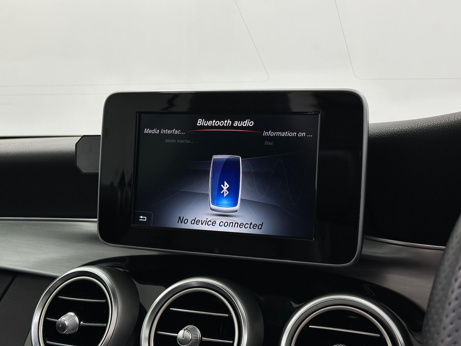 Used Mercedes-Benz C Class 2017 for sale - 76878656: Photo 24