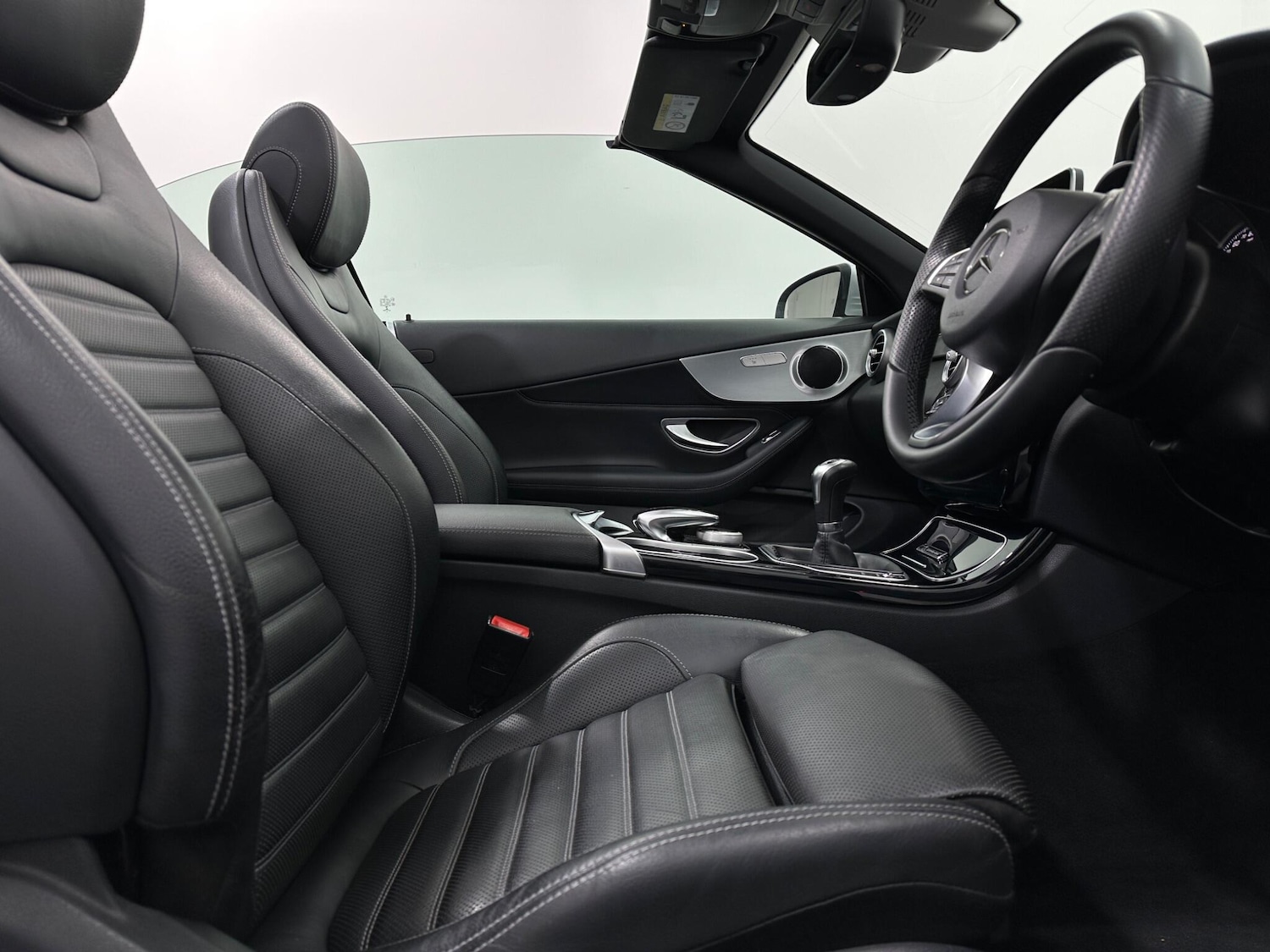 Used Mercedes-Benz C Class 2017 for sale - 76878656: Photo 30