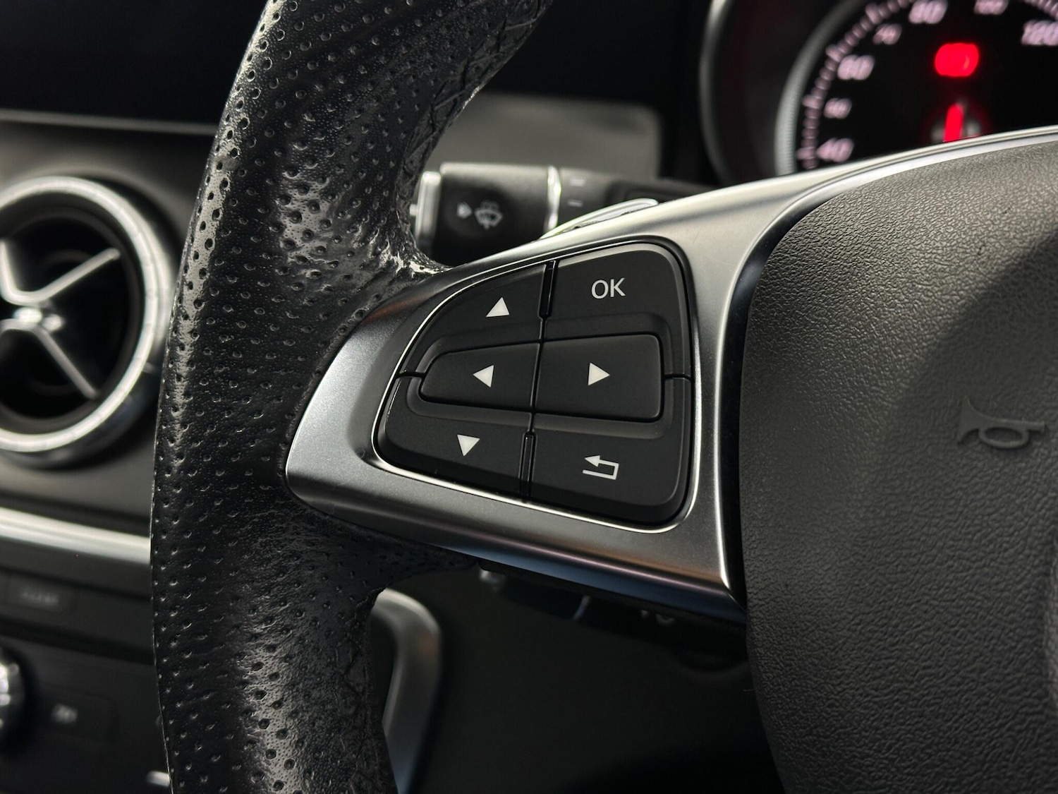 Used Mercedes-Benz CLA 2018 for sale - 77982266: Photo 14