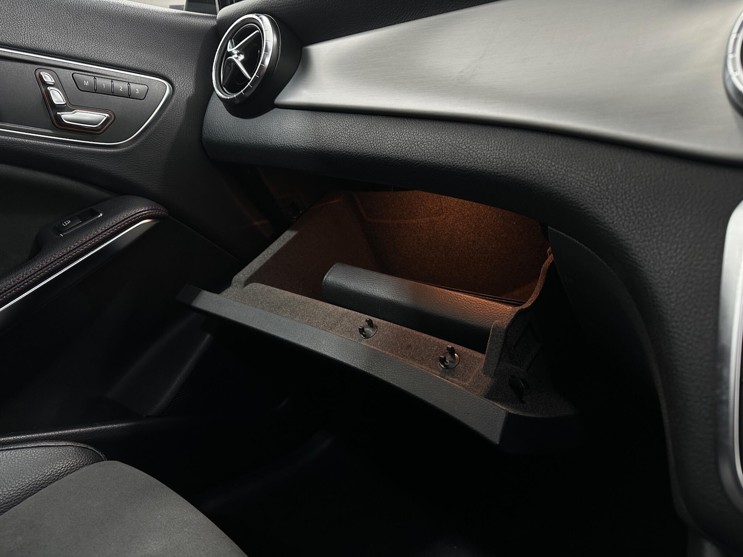 Used Mercedes-Benz CLA 2018 for sale - 77982266: Photo 29