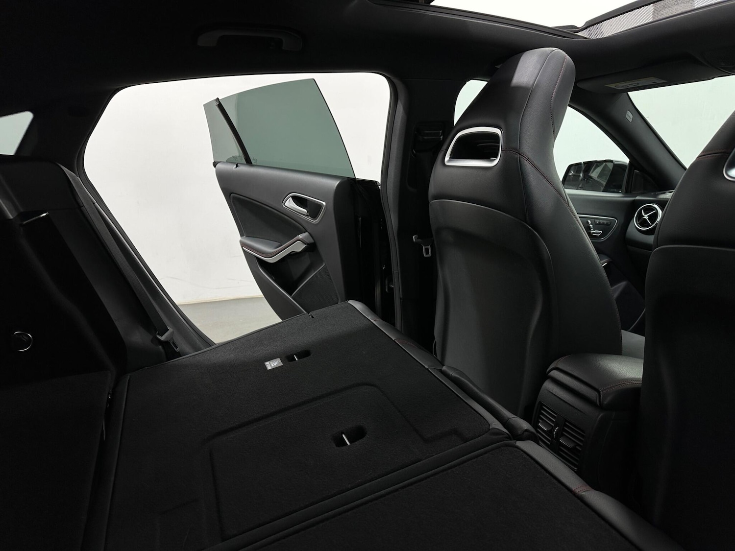 Used Mercedes-Benz CLA 2018 for sale - 77982266: Photo 48