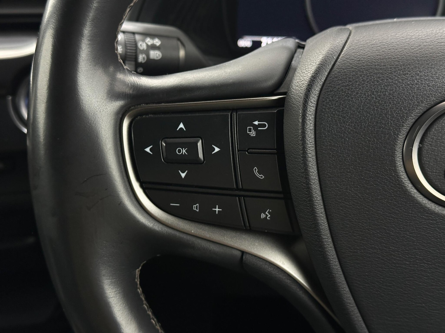 Used Lexus UX 2022 for sale - 77304988: Photo 15