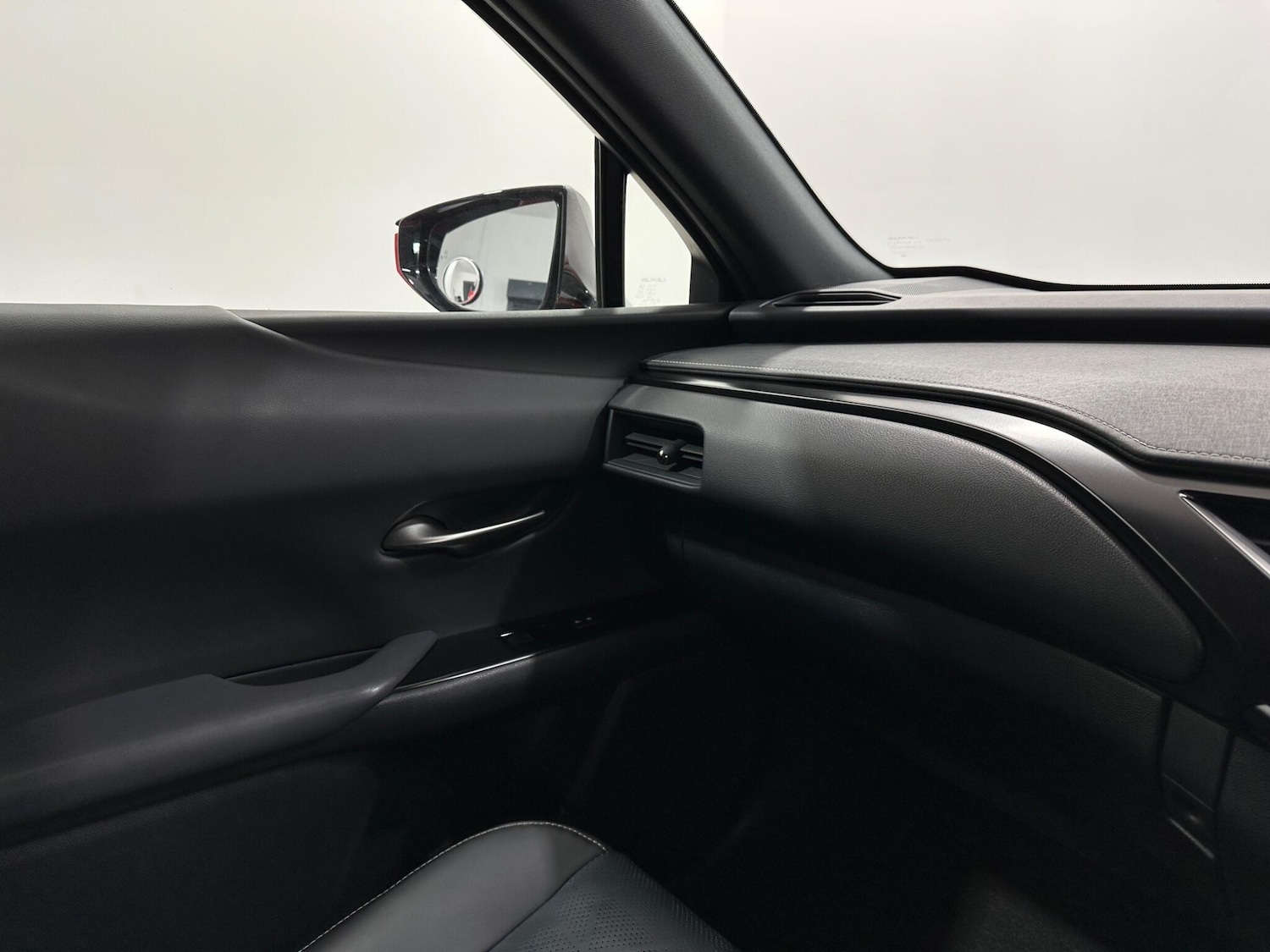 Used Lexus UX 2022 for sale - 77304988: Photo 26