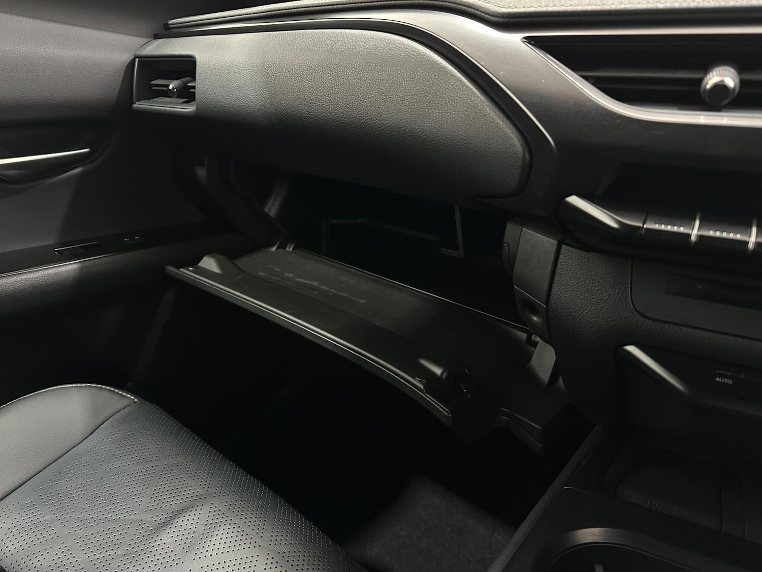 Used Lexus UX 2022 for sale - 77304988: Photo 27