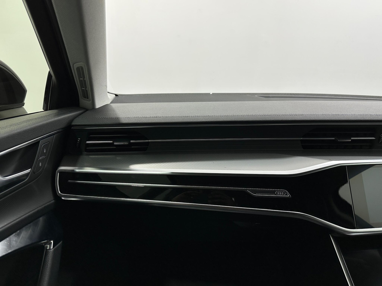 Used Audi A6 Avant for sale - 76886440: Photo 28