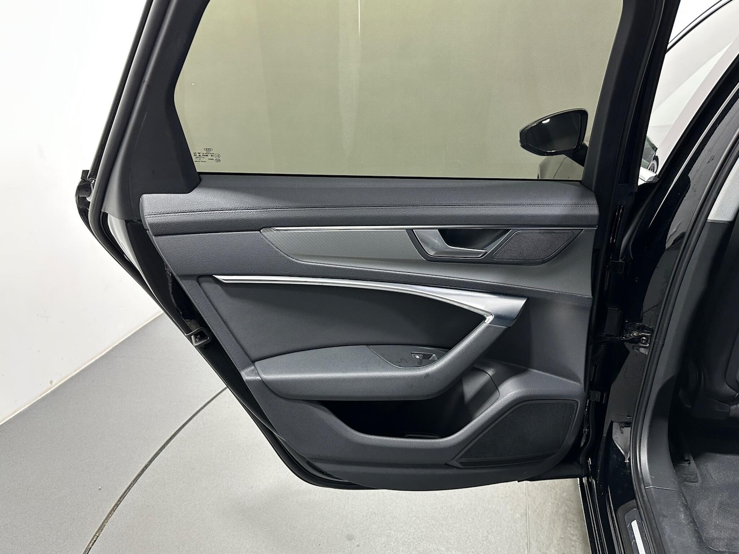 Used Audi A6 Avant for sale - 76886440: Photo 37