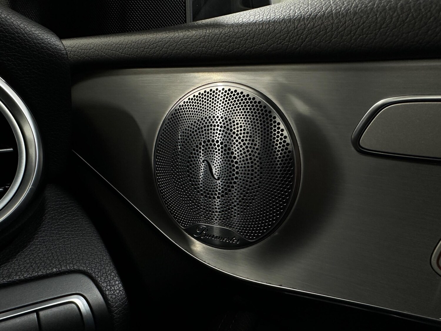 Used Mercedes-Benz GLC for sale - 77940116: Photo 21