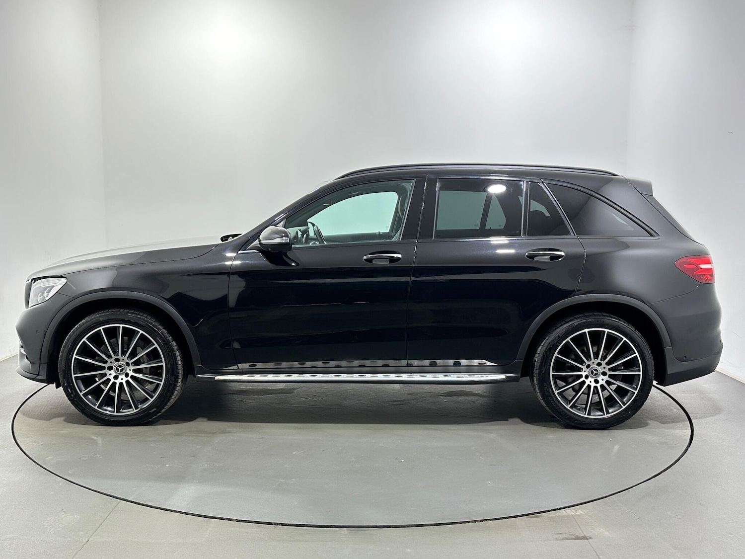 Used Mercedes-Benz GLC for sale - 77940116: Photo 5