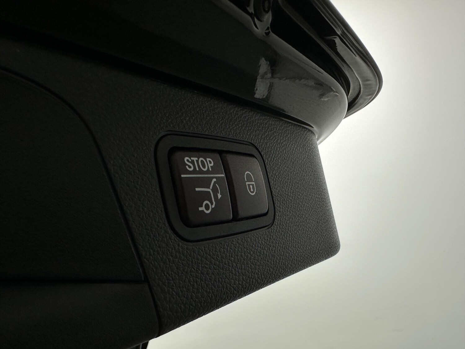 Used Mercedes-Benz GLC for sale - 77940116: Photo 50