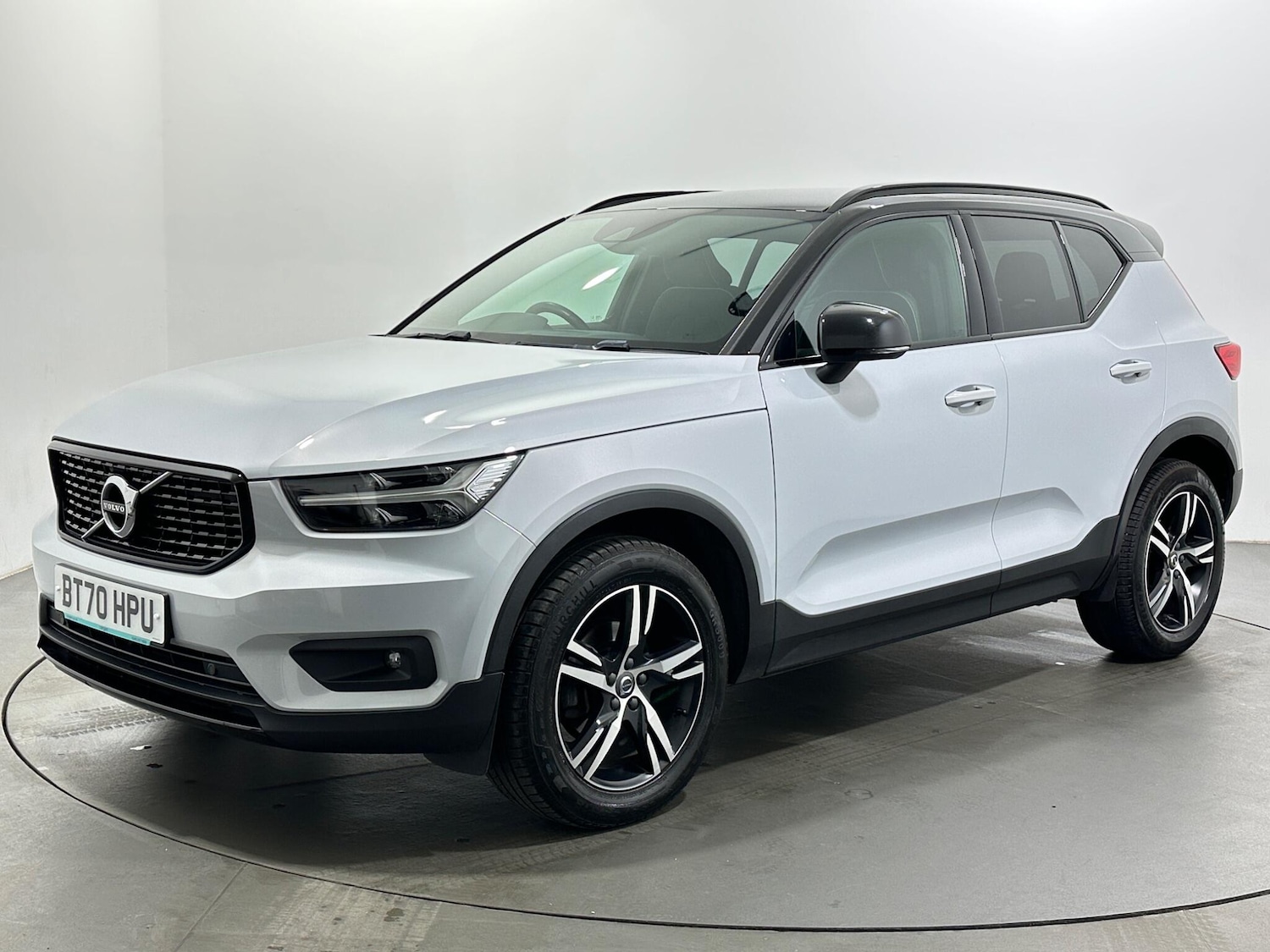 Used Volvo XC40 for sale - 78136090: Photo 4