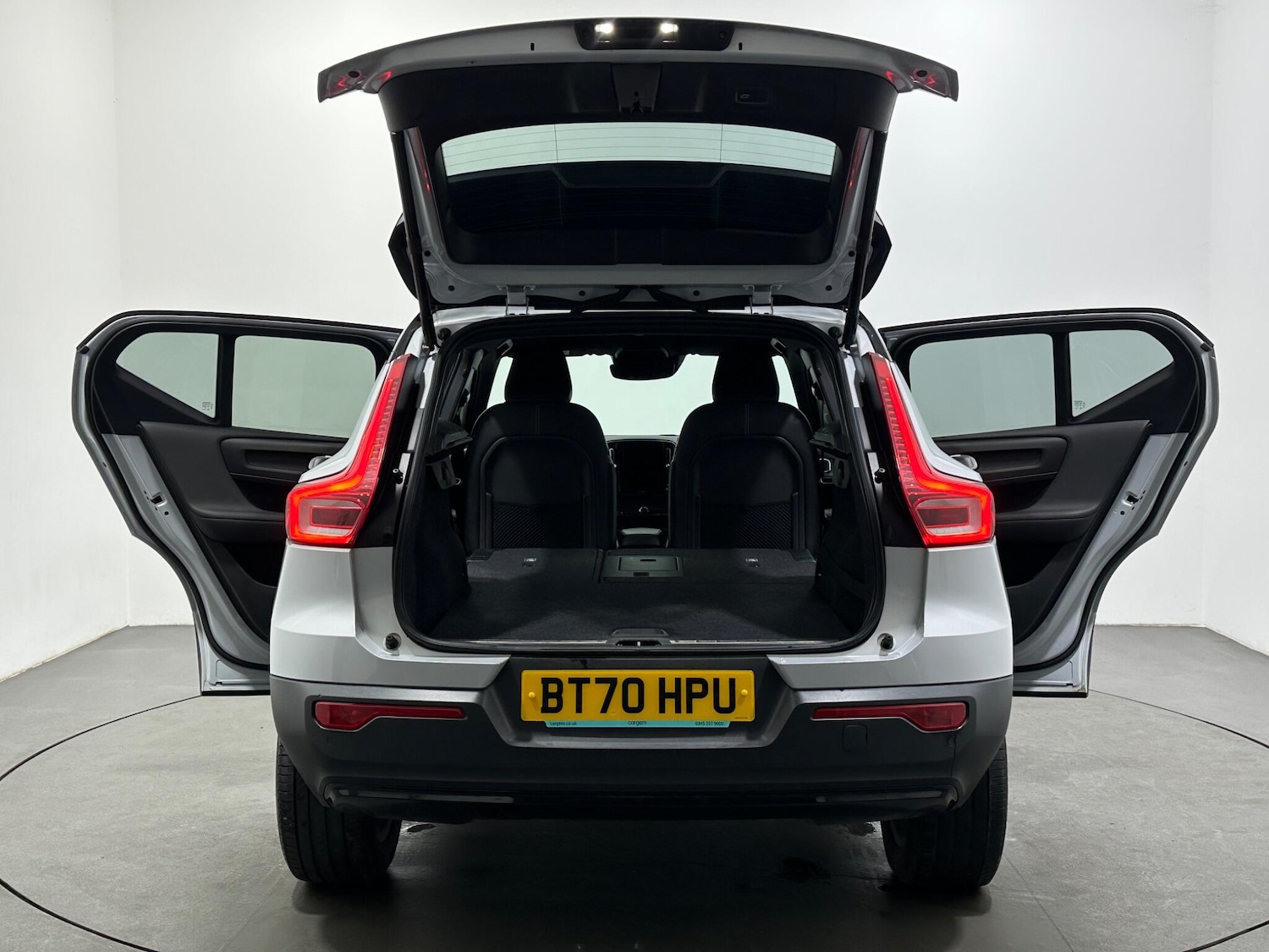Used Volvo XC40 for sale - 78136090: Photo 43