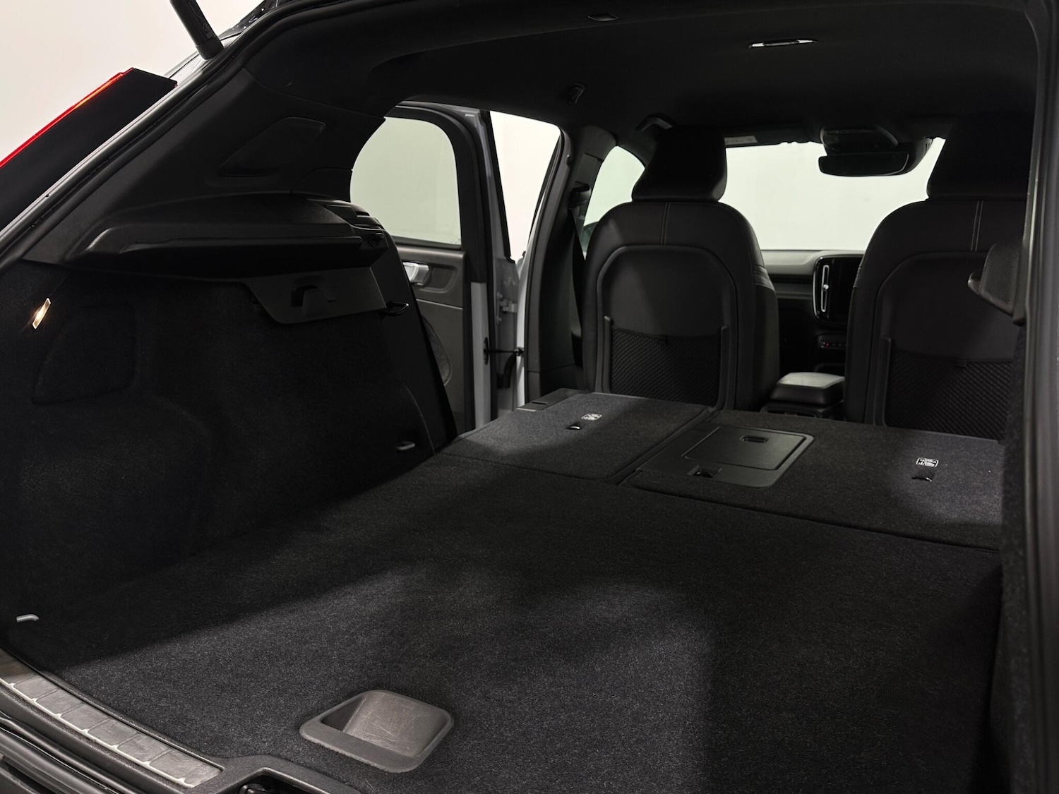 Used Volvo XC40 for sale - 78136090: Photo 44