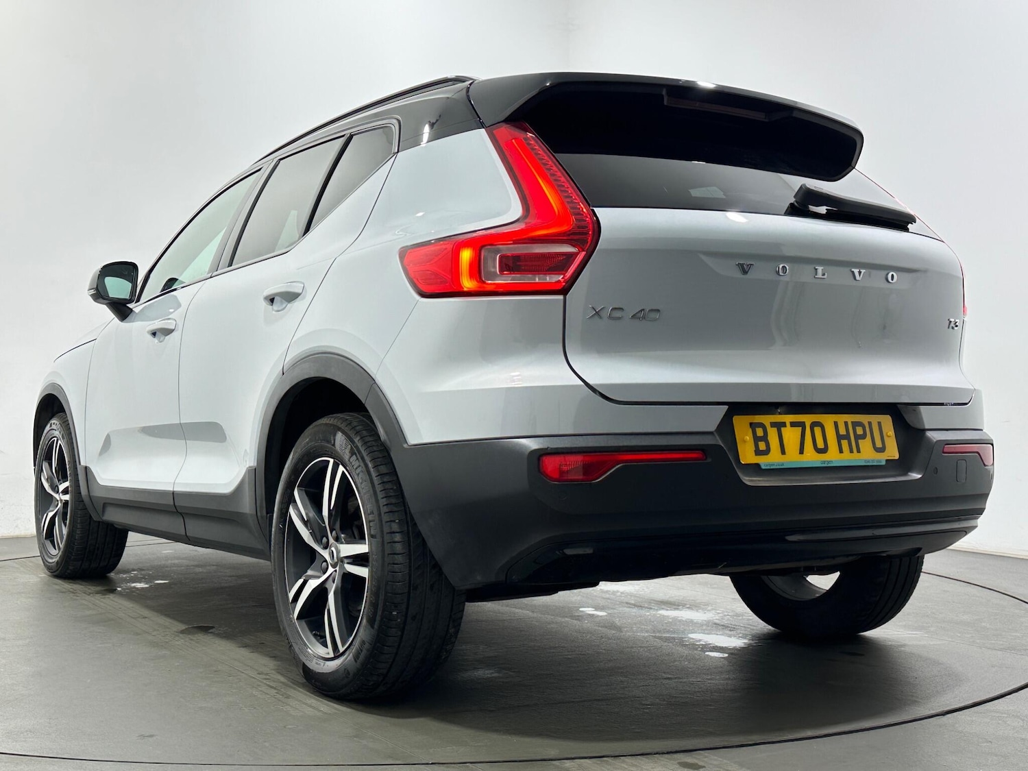 Used Volvo XC40 for sale - 78136090: Photo 48