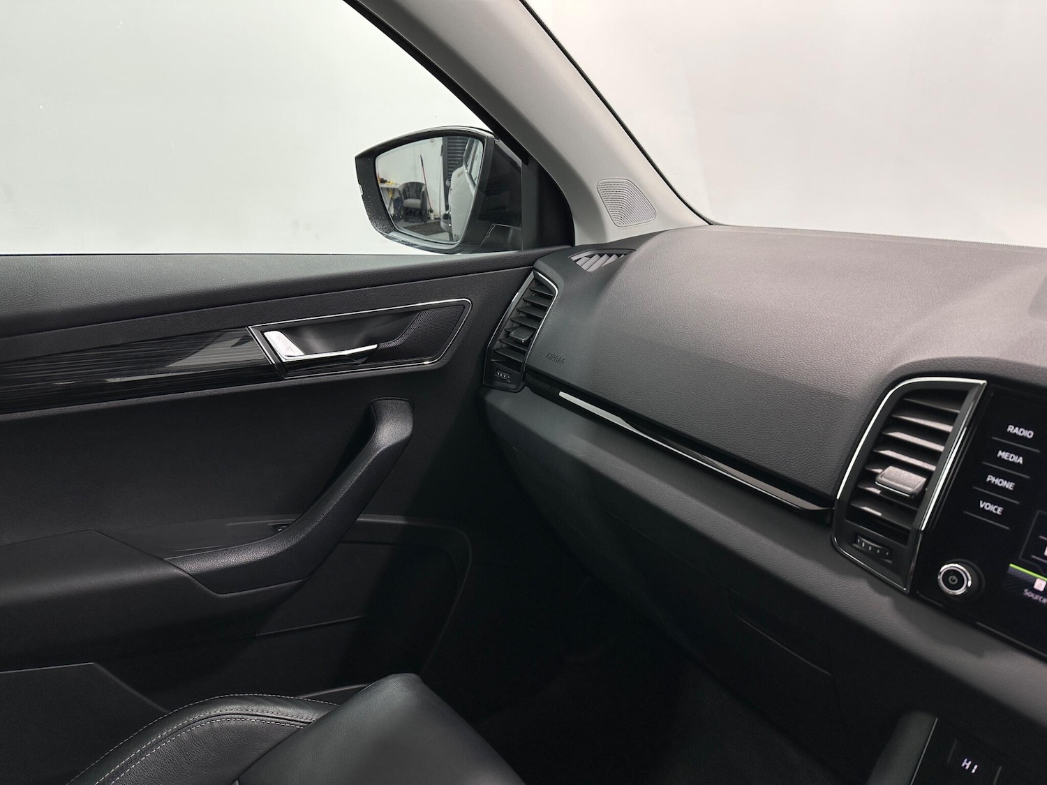 Used Skoda Karoq 2021 for sale - 76878447: Photo 27