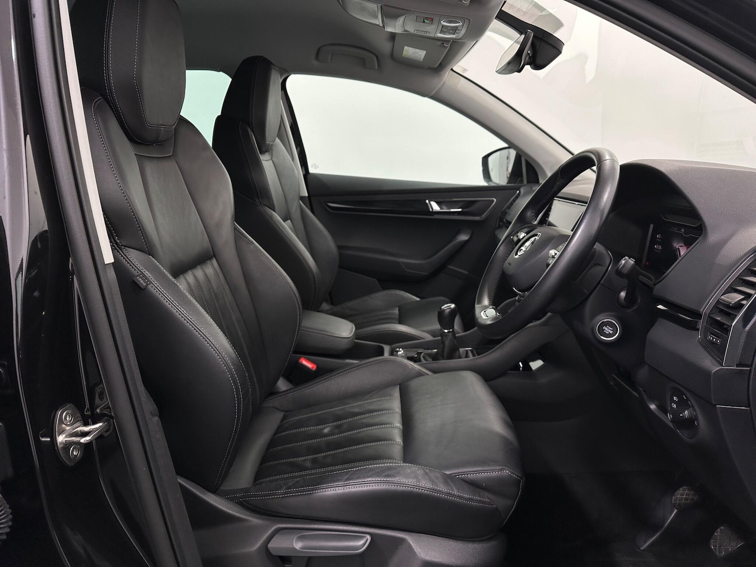 Used Skoda Karoq 2021 for sale - 76878447: Photo 30