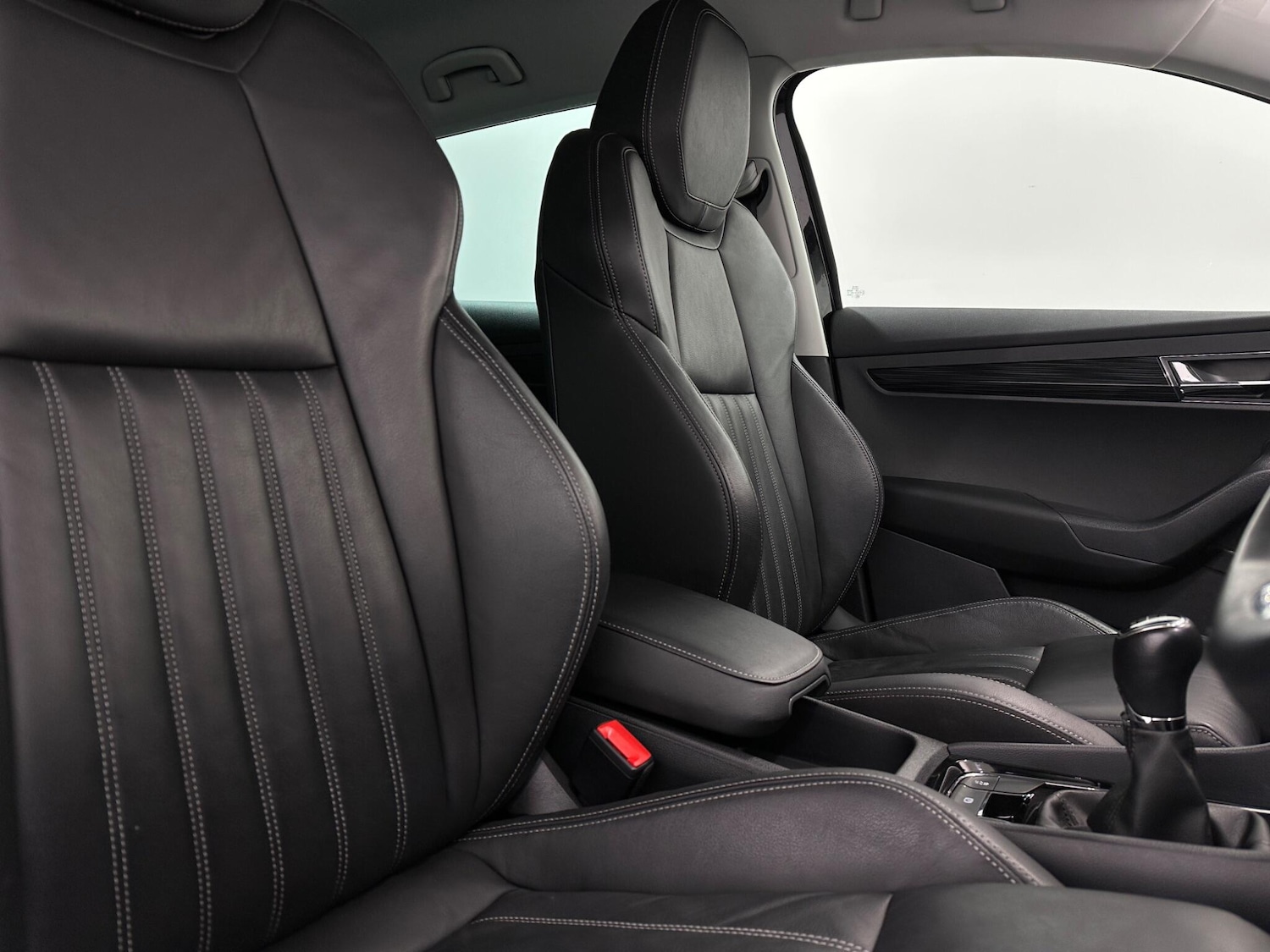 Used Skoda Karoq 2021 for sale - 76878447: Photo 31