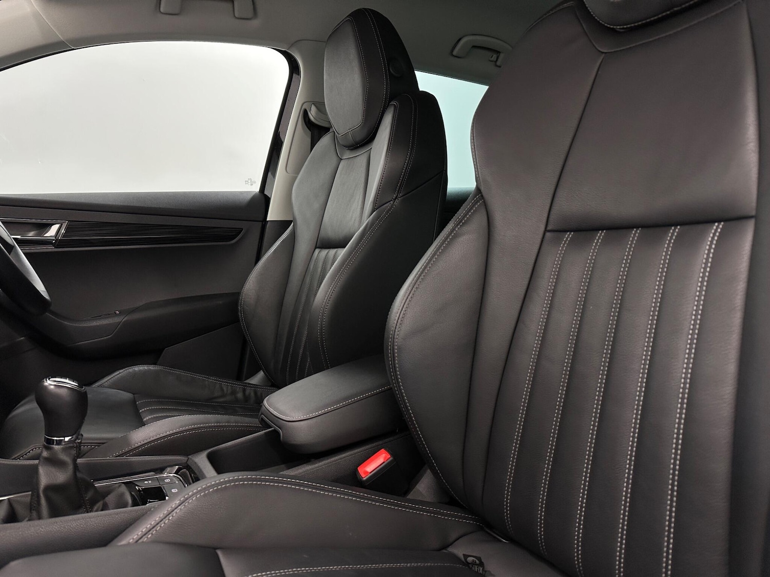 Used Skoda Karoq 2021 for sale - 76878447: Photo 35