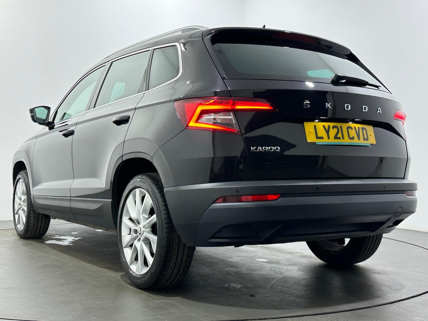 Used Skoda Karoq 2021 for sale - 76878447: Photo 48