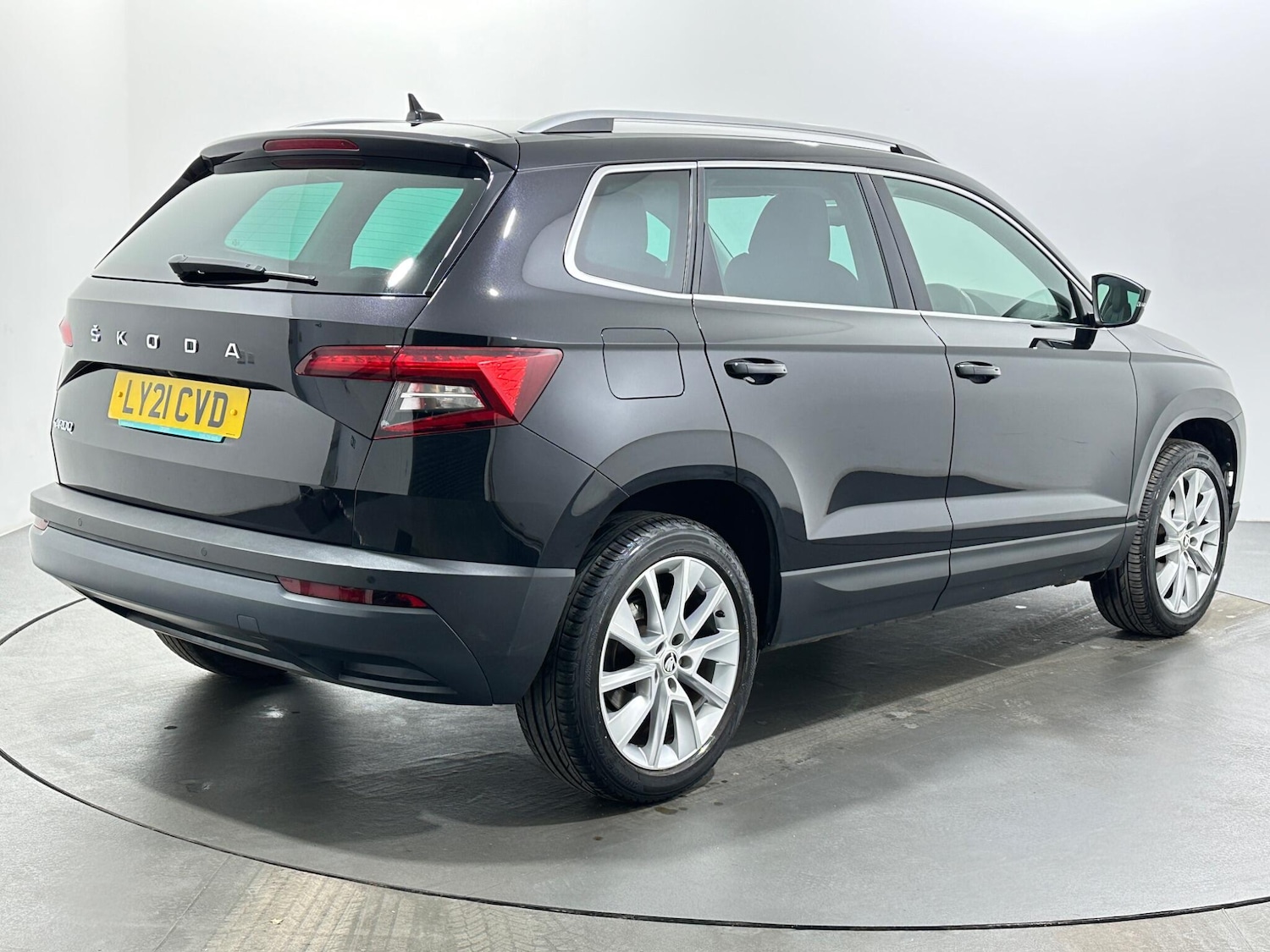 Used Skoda Karoq 2021 for sale - 76878447: Photo 8