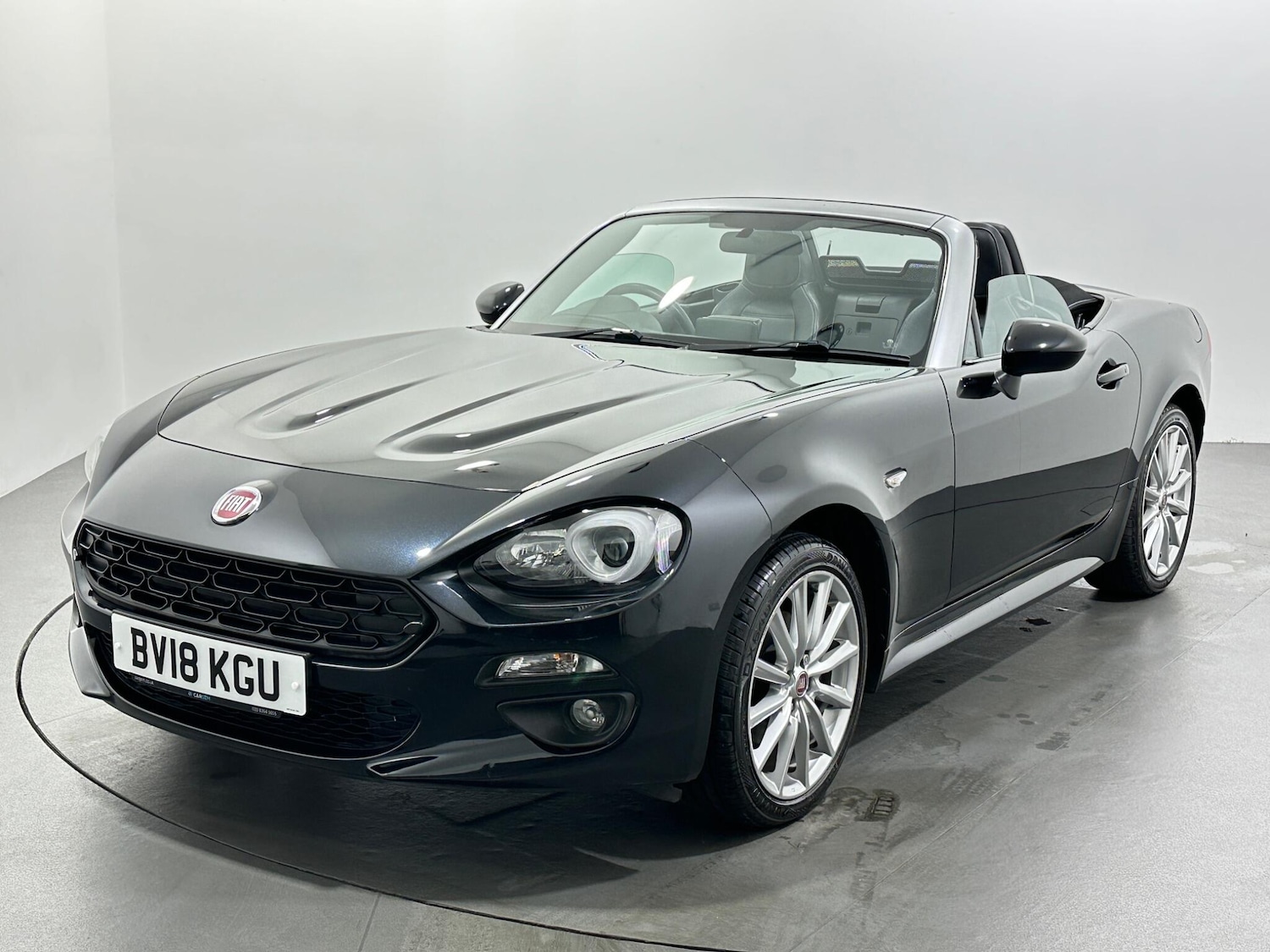 Used Fiat 124 Spider 2018 for sale - 76878971: Photo 4