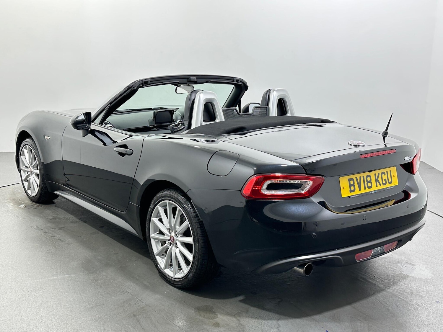 Used Fiat 124 Spider 2018 for sale - 76878971: Photo 6