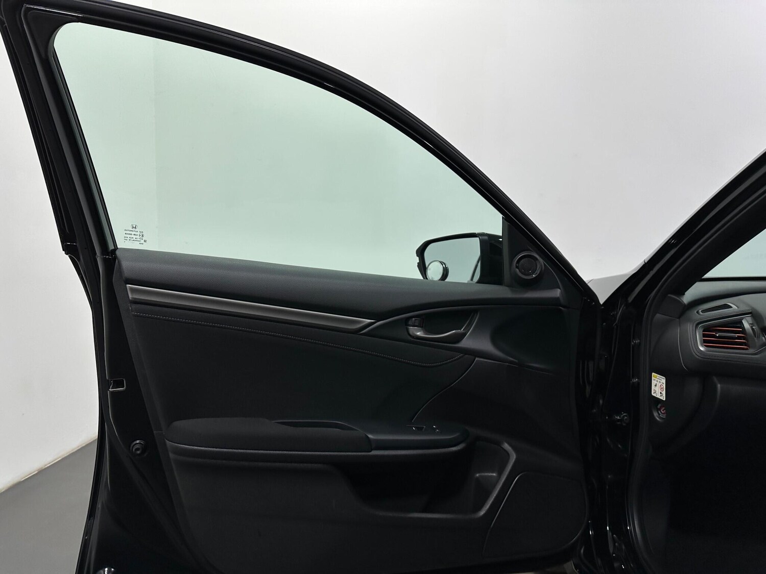 Used Honda Civic 2021 for sale - 78006711: Photo 36