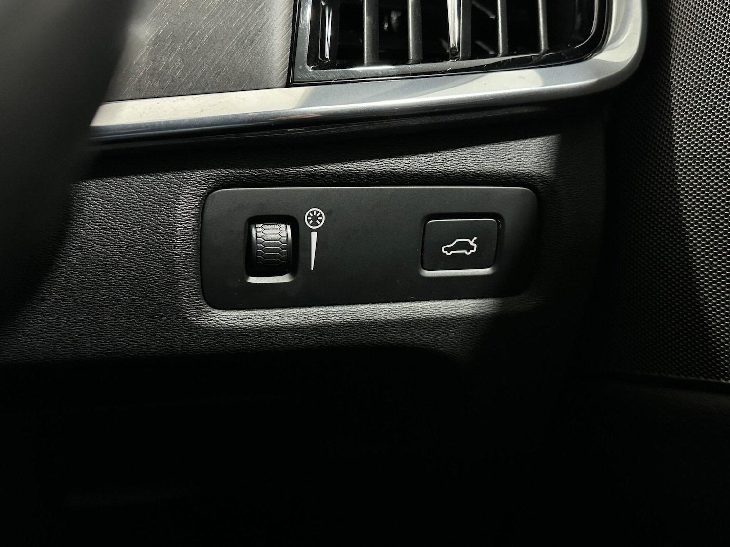 Used Volvo V90 2019 for sale - 77883416: Photo 17