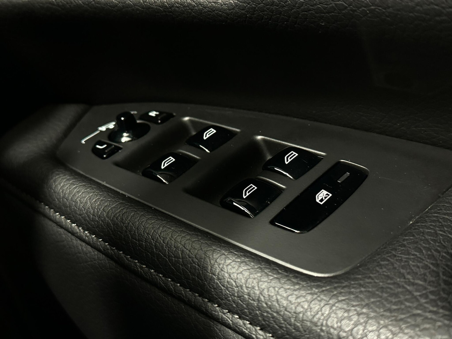 Used Volvo V90 2019 for sale - 77883416: Photo 18