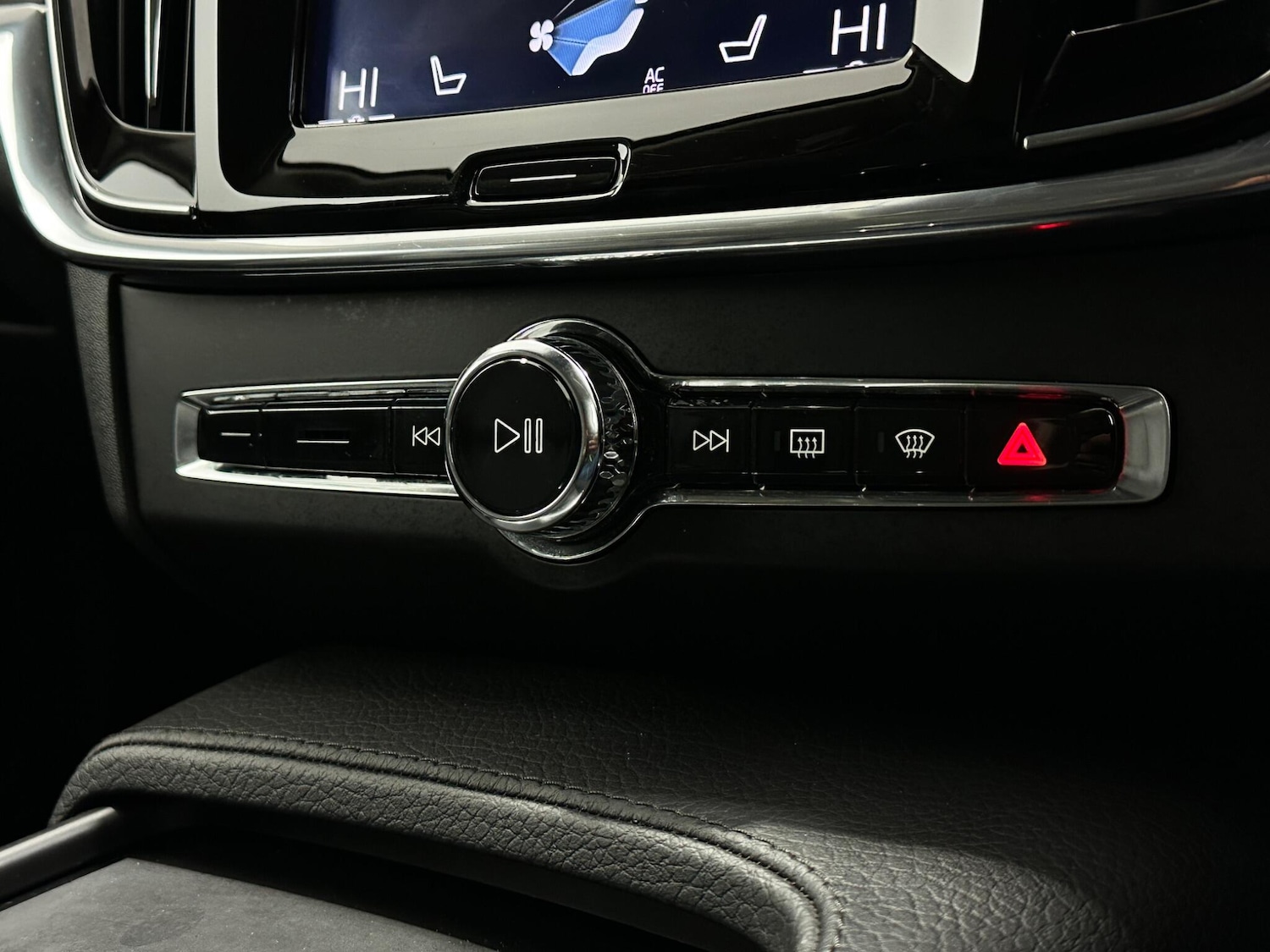 Used Volvo V90 2019 for sale - 77883416: Photo 21