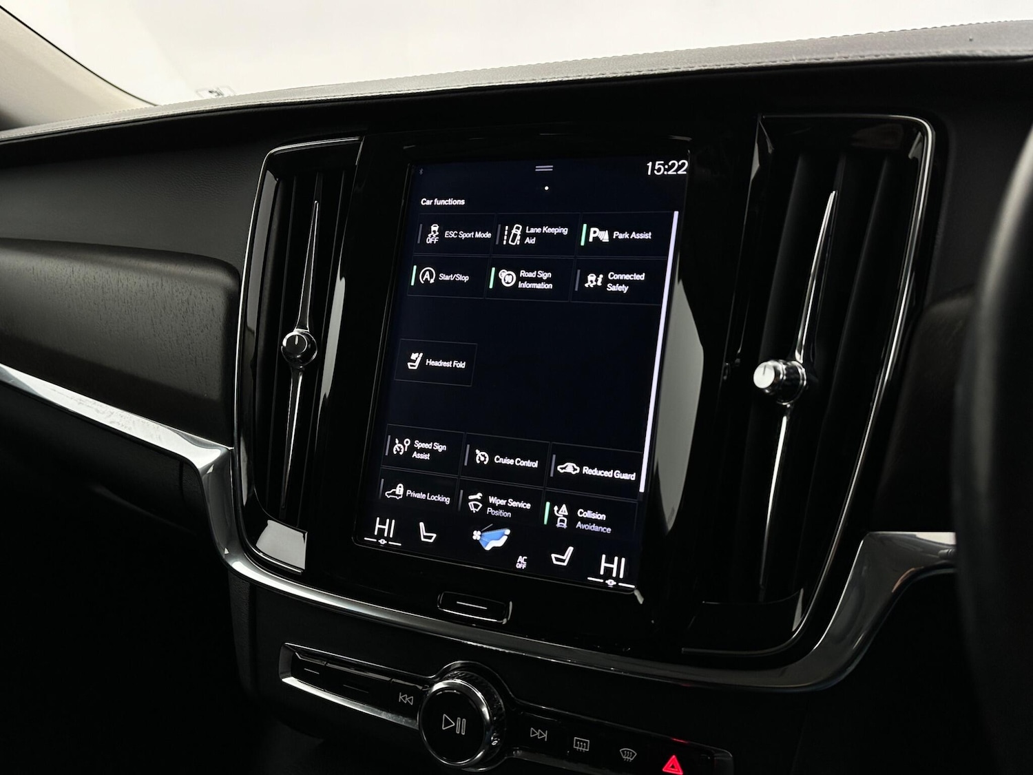 Used Volvo V90 2019 for sale - 77883416: Photo 23