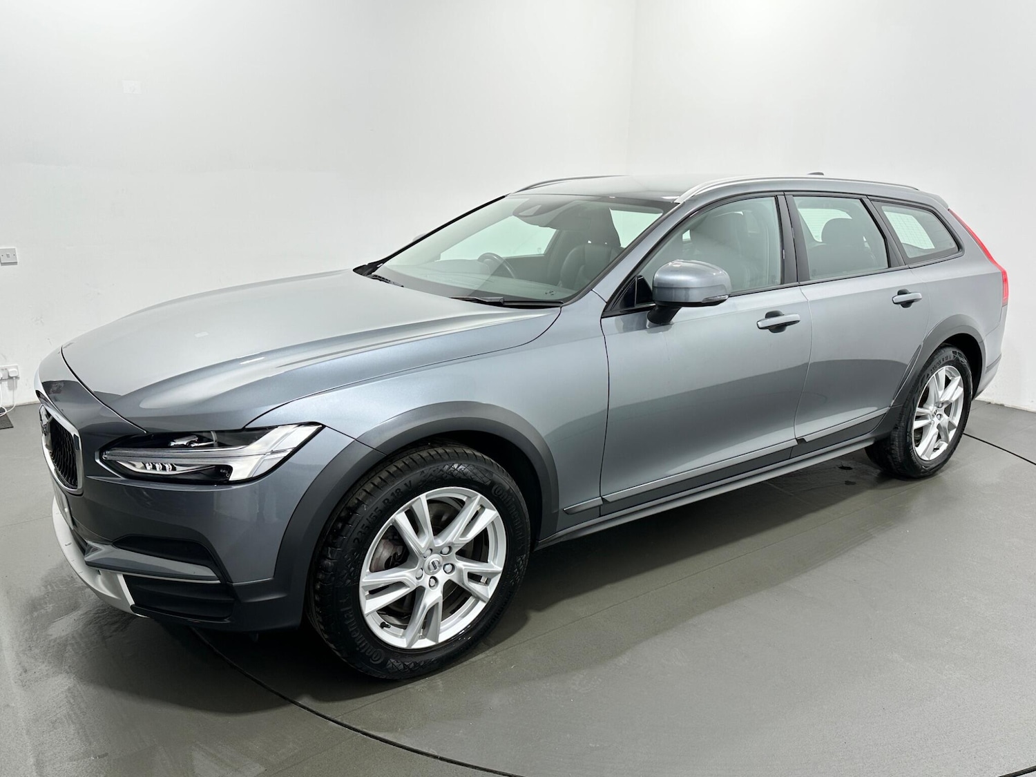 Used Volvo V90 2019 for sale - 77883416: Photo 54