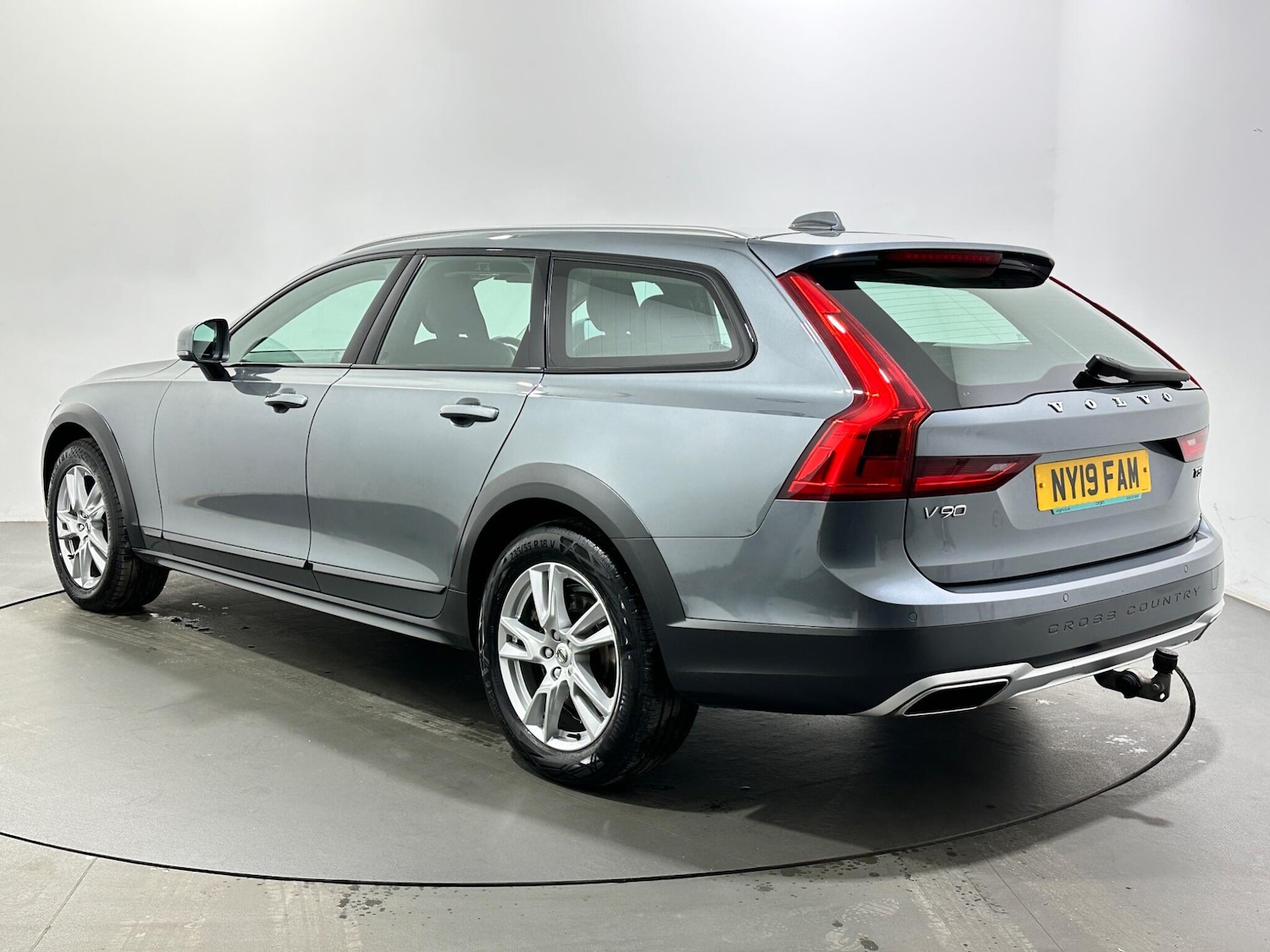 Used Volvo V90 2019 for sale - 77883416: Photo 6