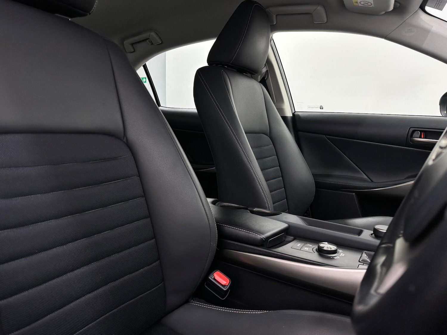 Used Lexus IS for sale - 77709559: Photo 34